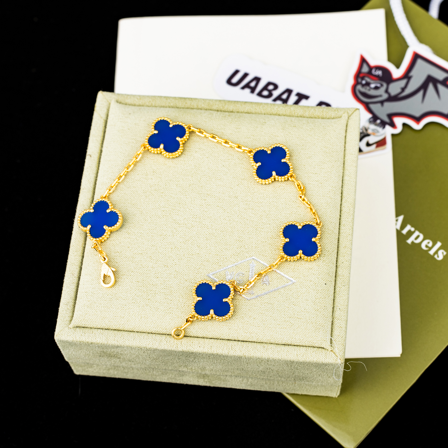 V*N CL*F & arpels bracelet v38410 17cm