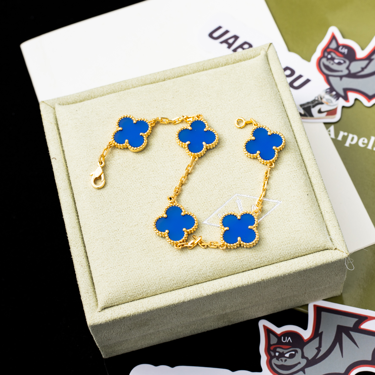 V*N CL*F & arpels bracelet v38410 17cm