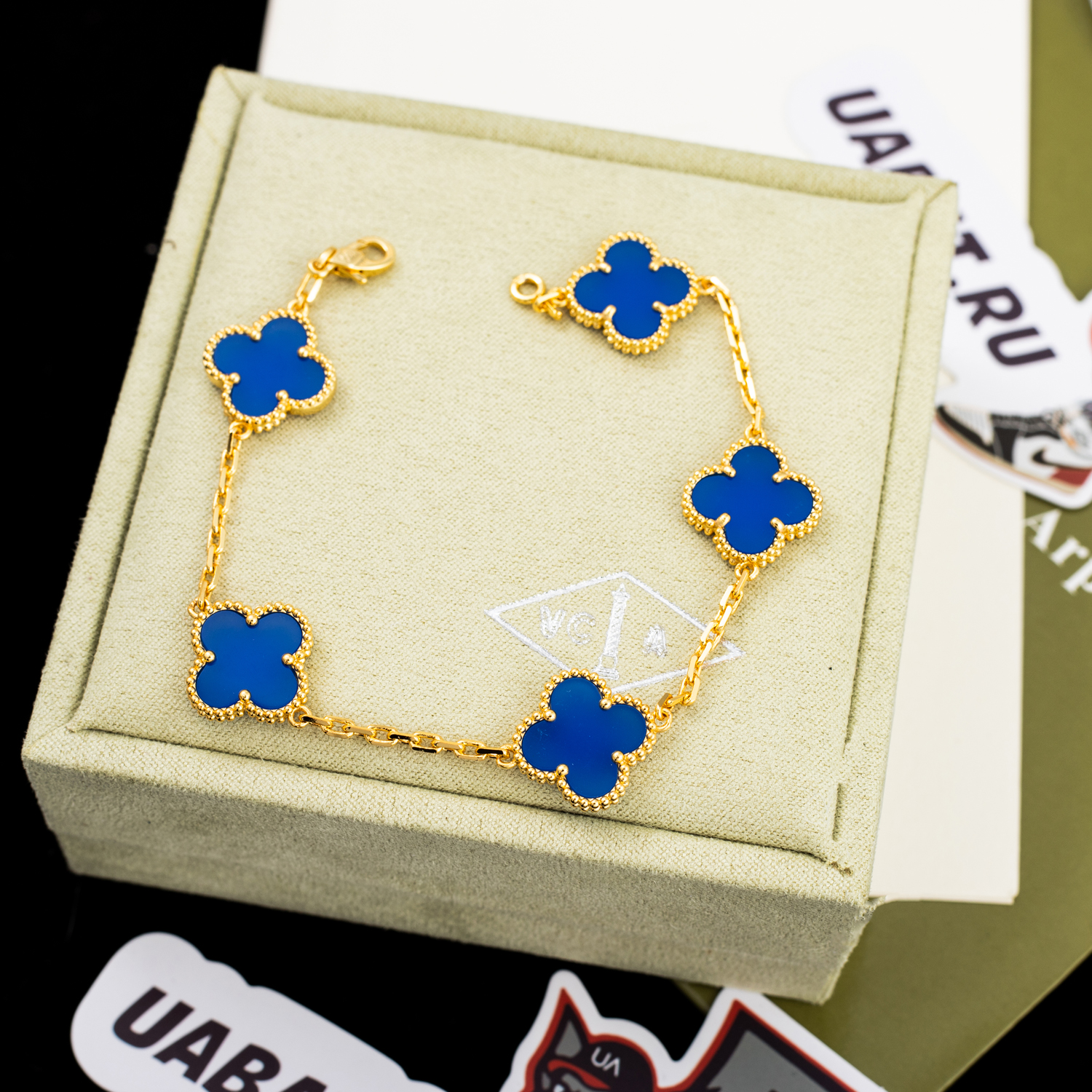 V*N CL*F & arpels bracelet v38410 17cm