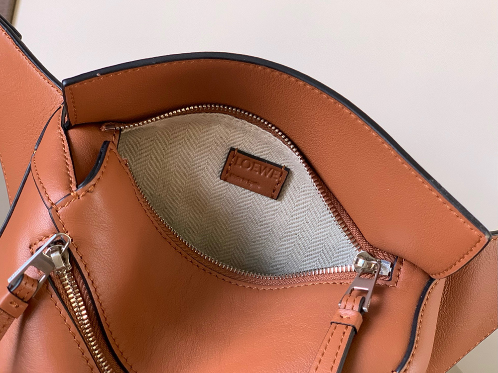 L0ew* mini puzzle bumbags 2530 18*12*7.5cm