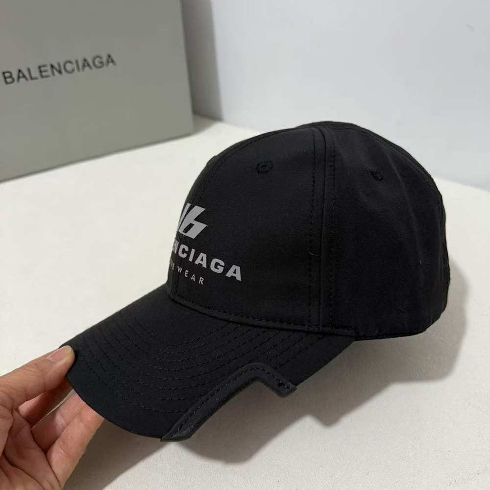 Ba*len*cia*ga activewear cap 4e3b1