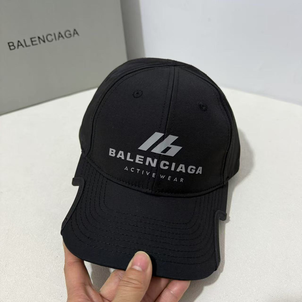 Ba*len*cia*ga activewear cap 4e3b1