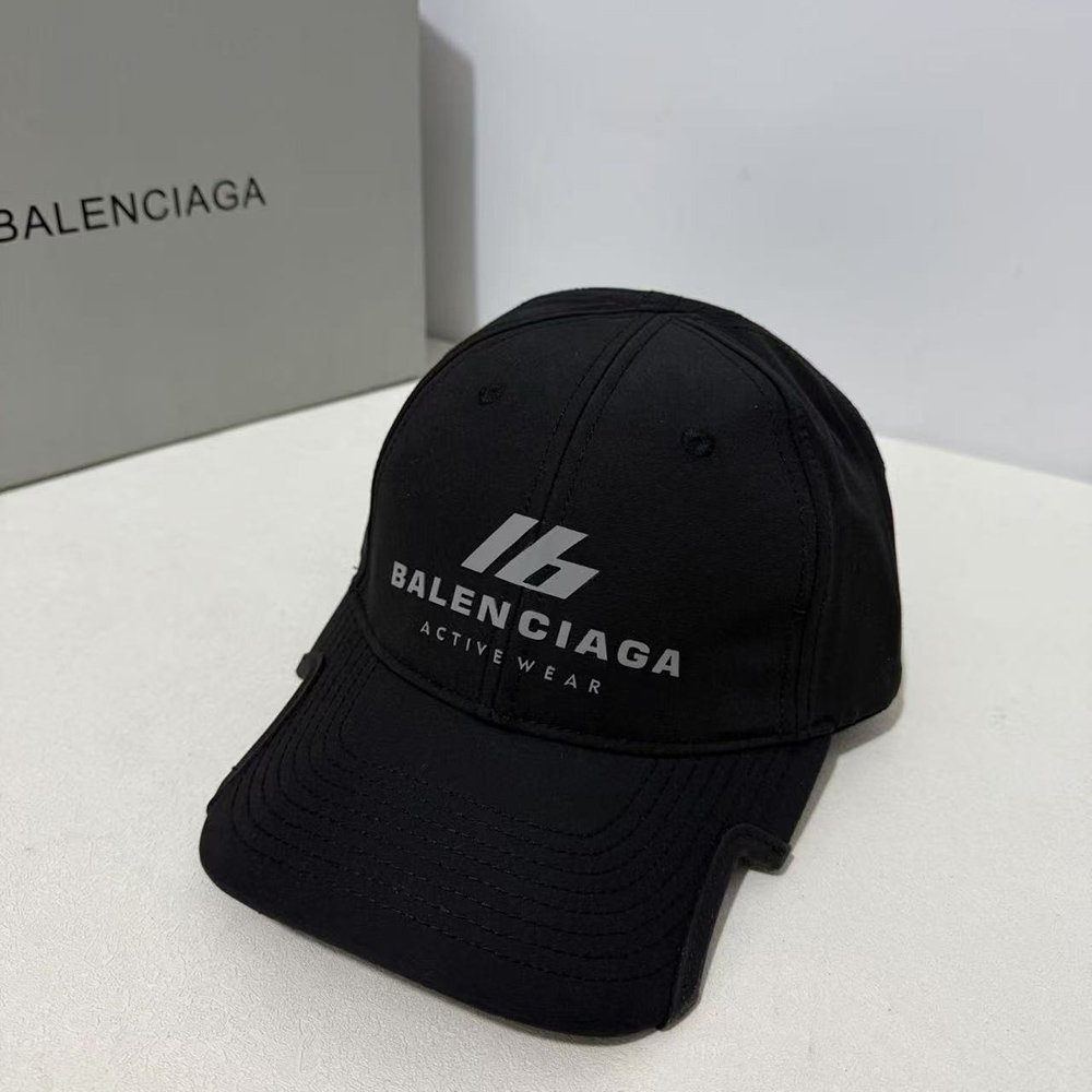 Ba*len*cia*ga activewear cap 4e3b1