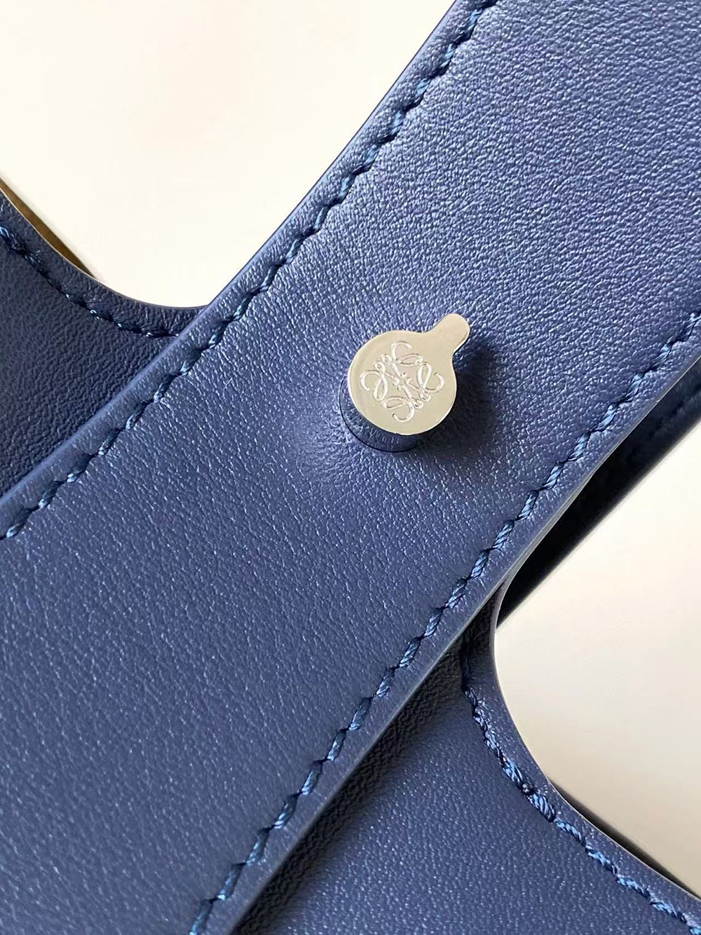 L0ew* mini bucket bags bmx01 20*16*16cm