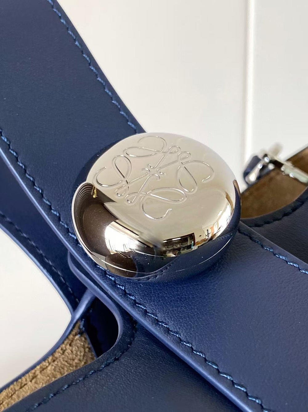 L0ew* mini bucket bags bmx01 20*16*16cm