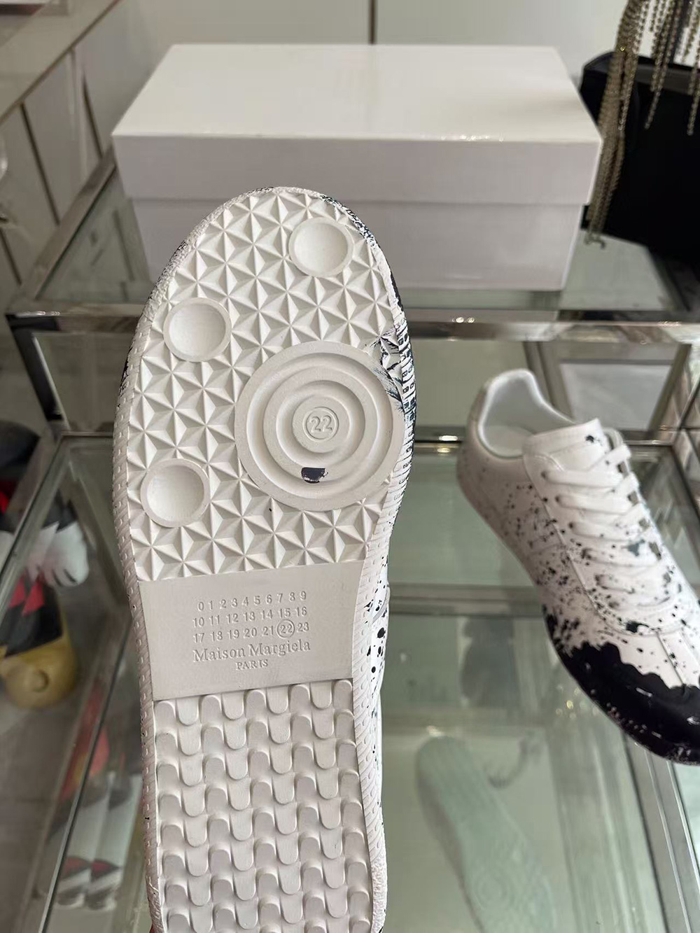 ma*s*n Ma*i*la replica low 