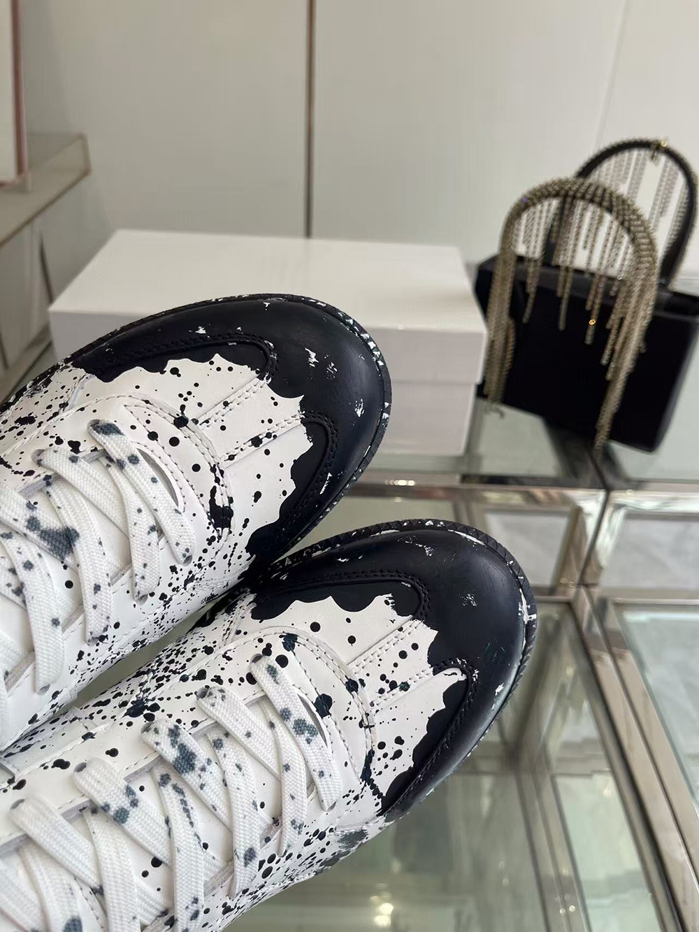 ma*s*n Ma*i*la replica low 