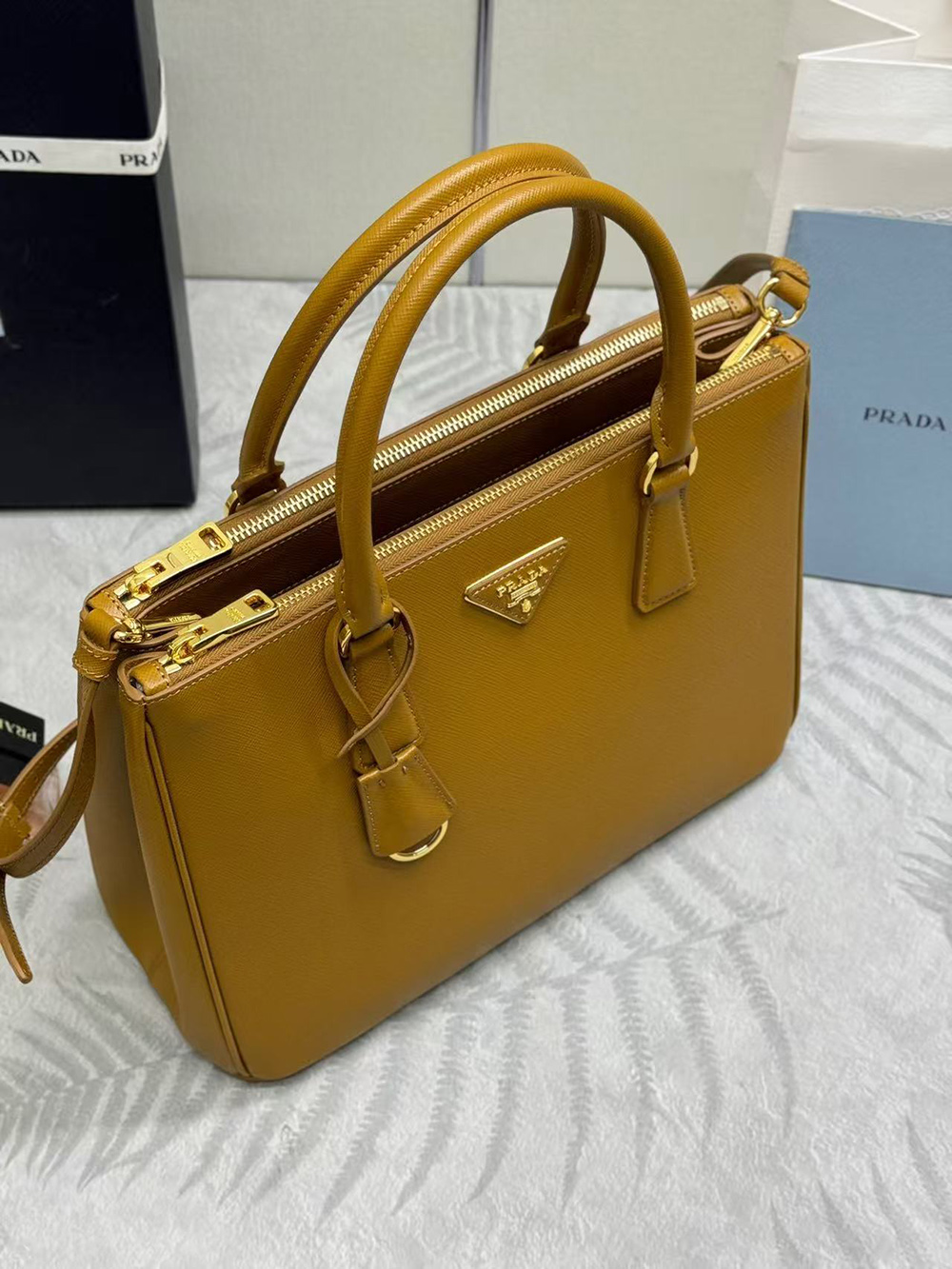 Pra*a galleria saffiano leather bags 1ba274 32*24*14cm