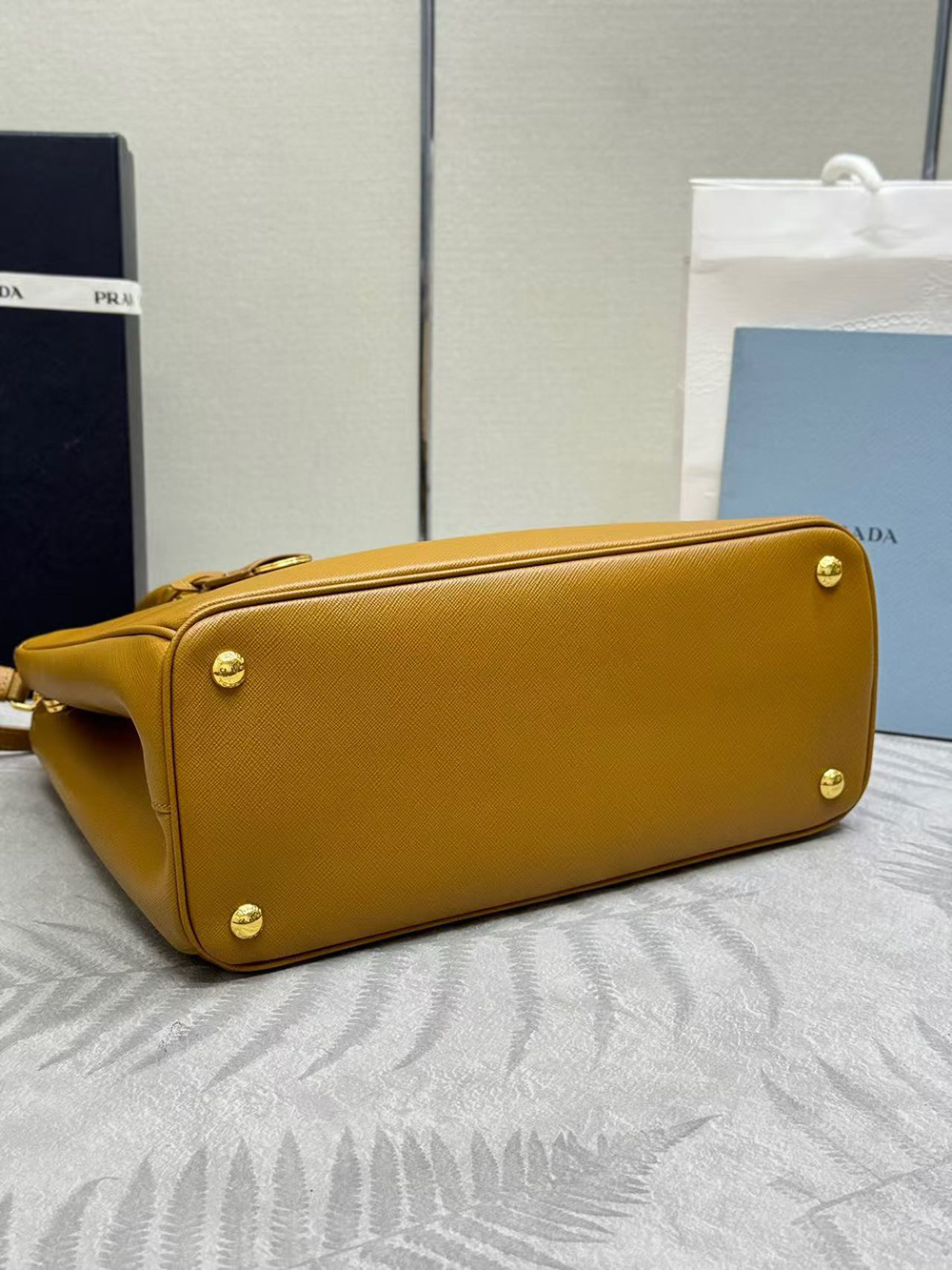 Pra*a galleria saffiano leather bags 1ba274 32*24*14cm