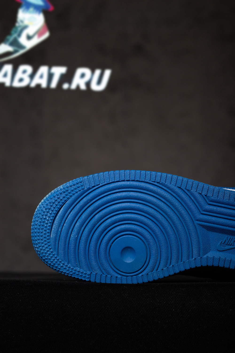 l0*is V*t0n x air force 1 low 