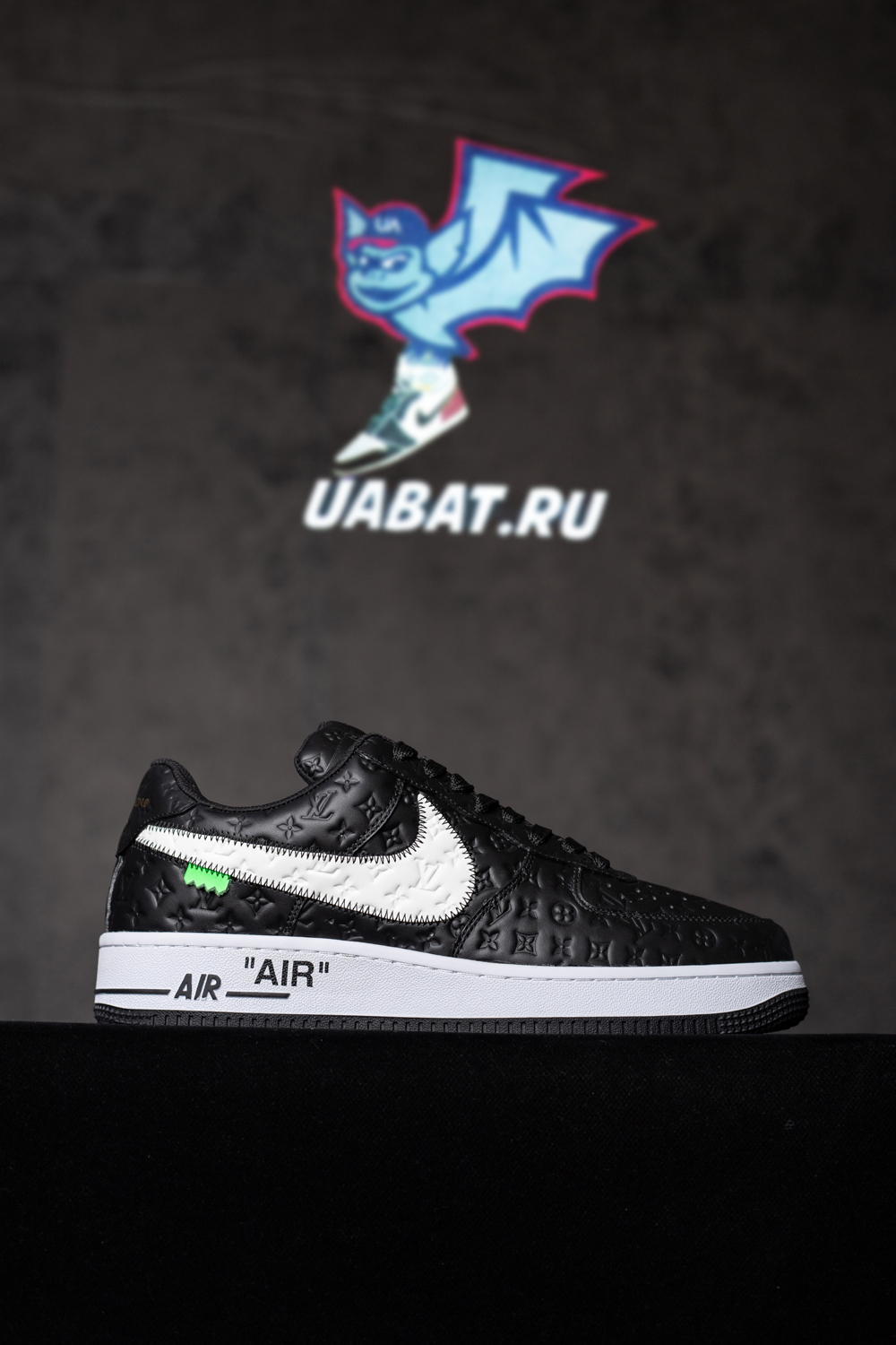 l0*is V*t0n x nike air force 1 low “black”