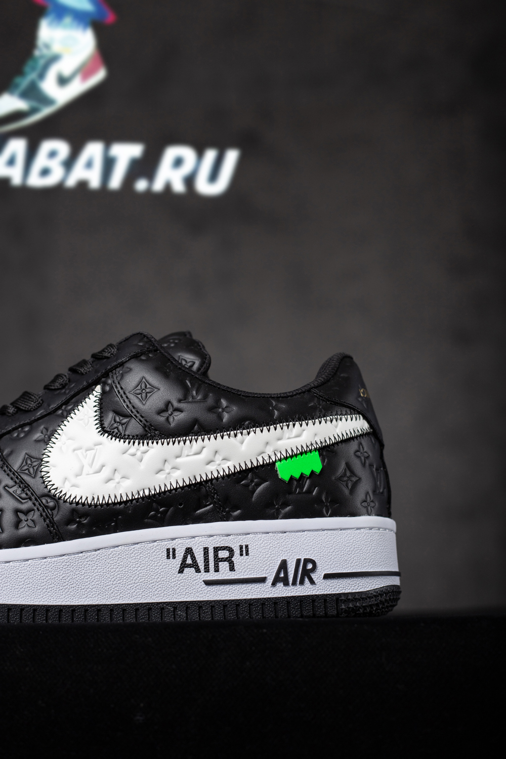 l0*is V*t0n x nike air force 1 low “black”