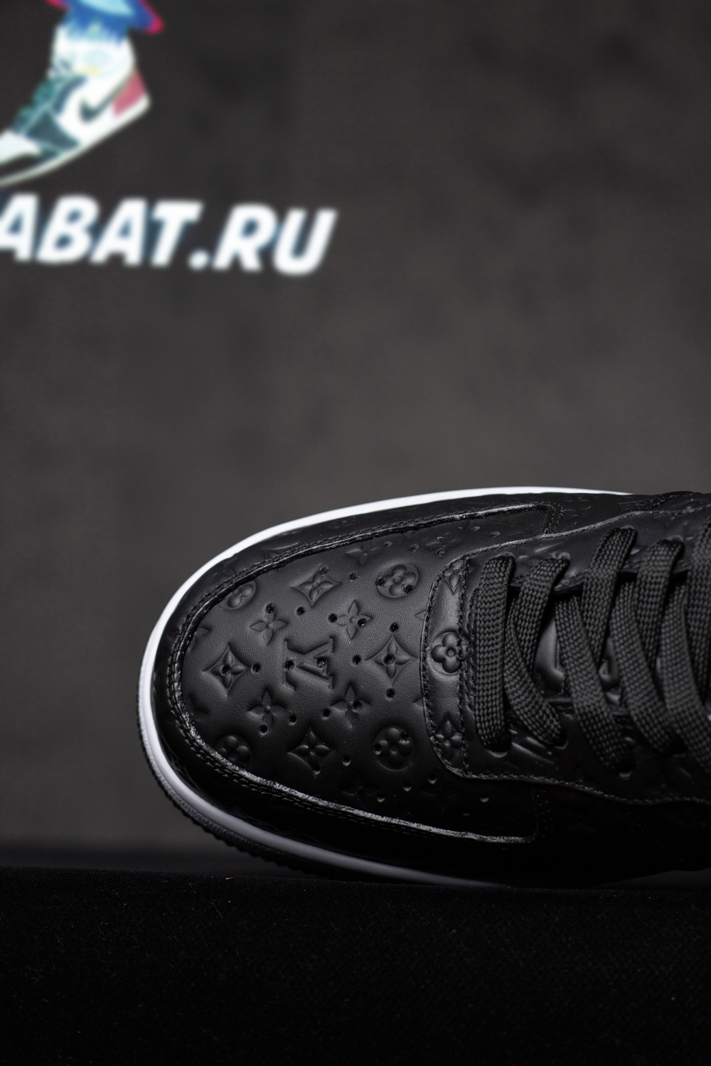 l0*is V*t0n x nike air force 1 low “black”