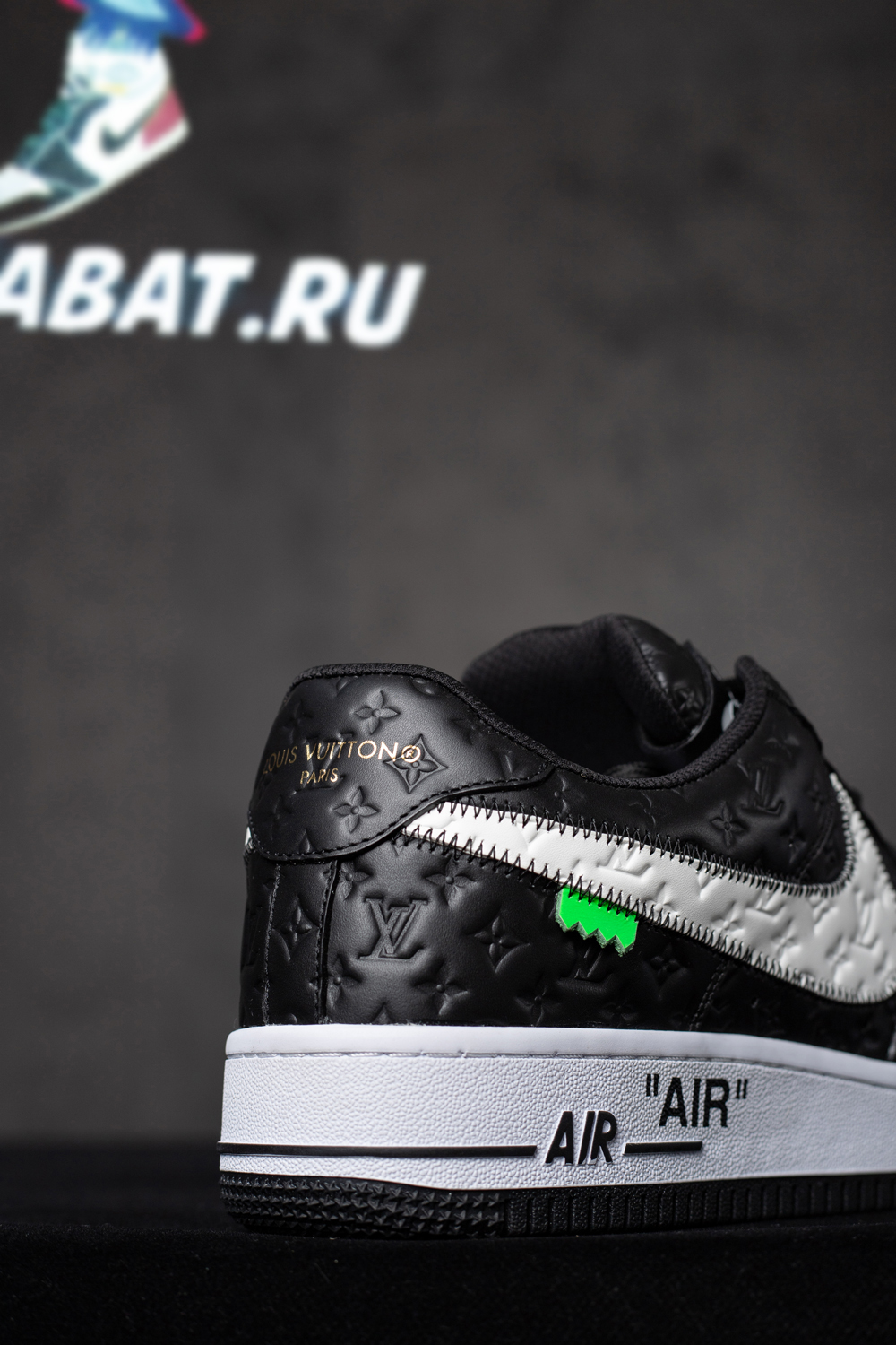 l0*is V*t0n x nike air force 1 low “black”