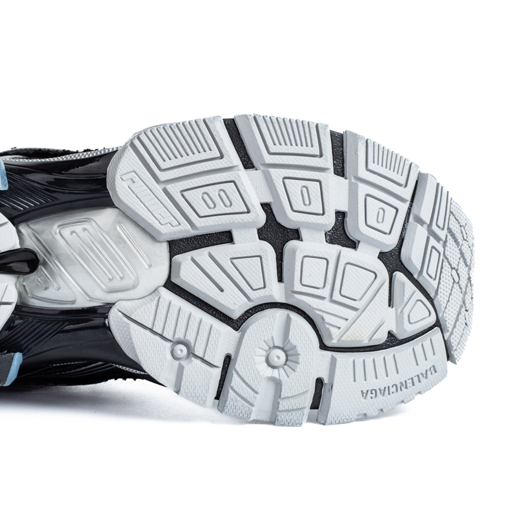 Ba*len*cia*ga runner sneaker "black silver"