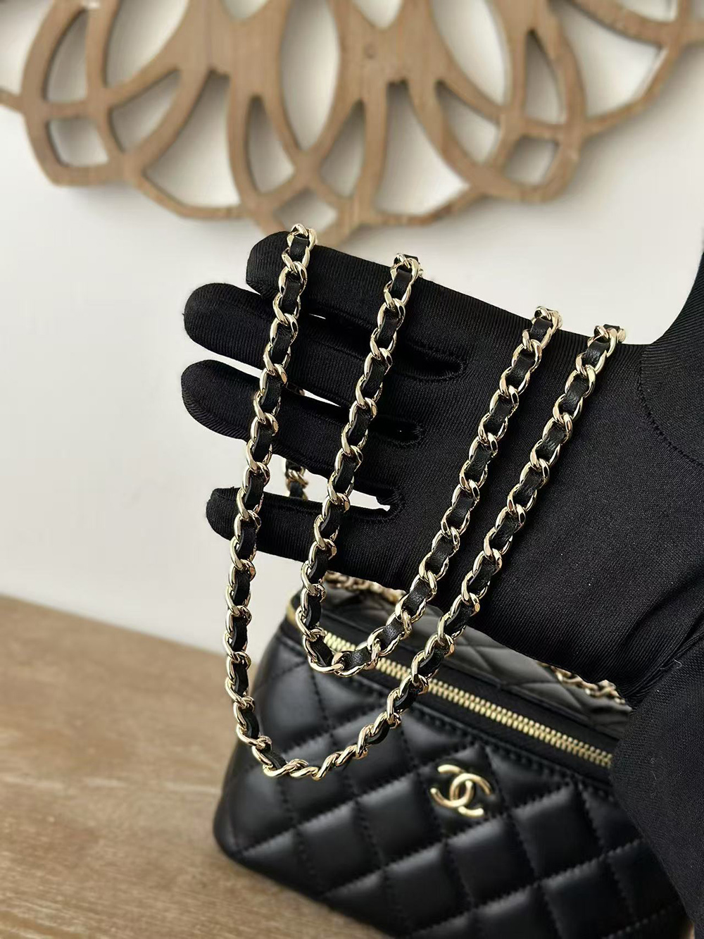 Ch*el vanity case bags black ap2199 17*9.5*8cm