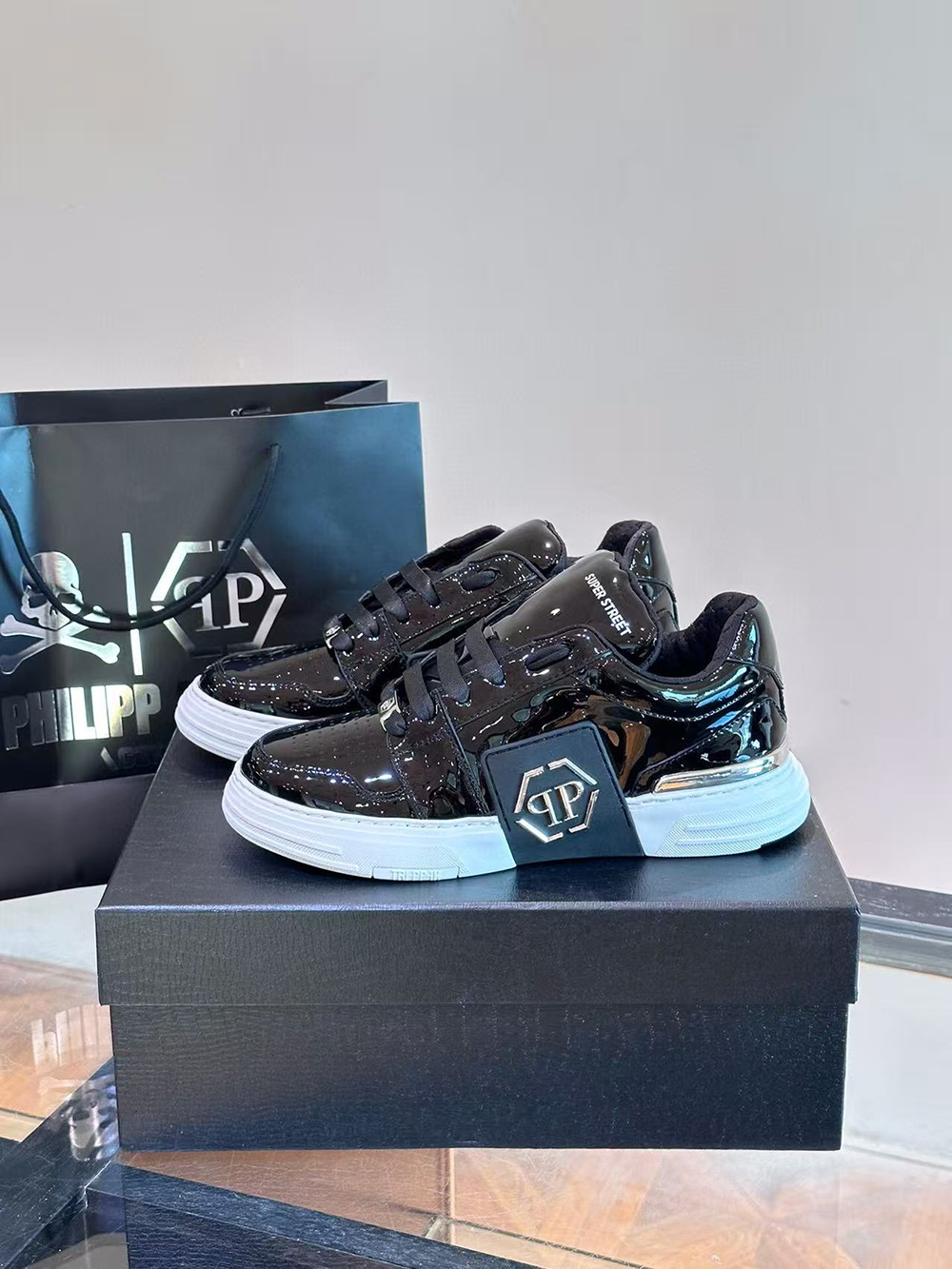 philipp plein S*per street lo-top sneakers hexagon