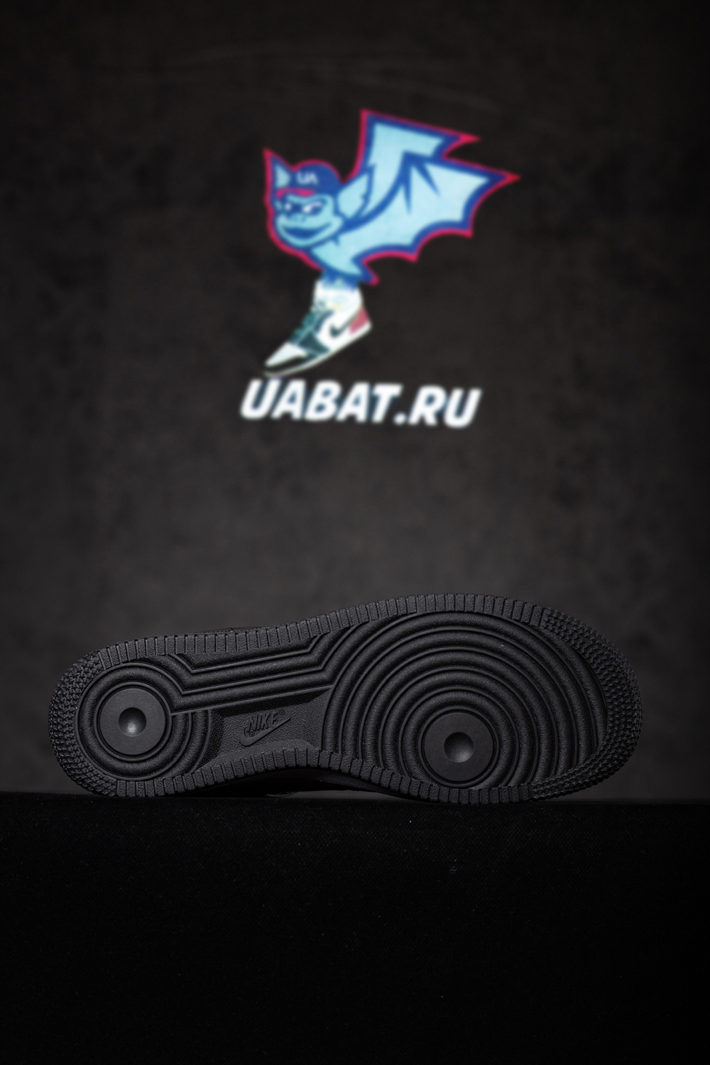 l0*is V*t0n & nike air force 1 virgil abloh 