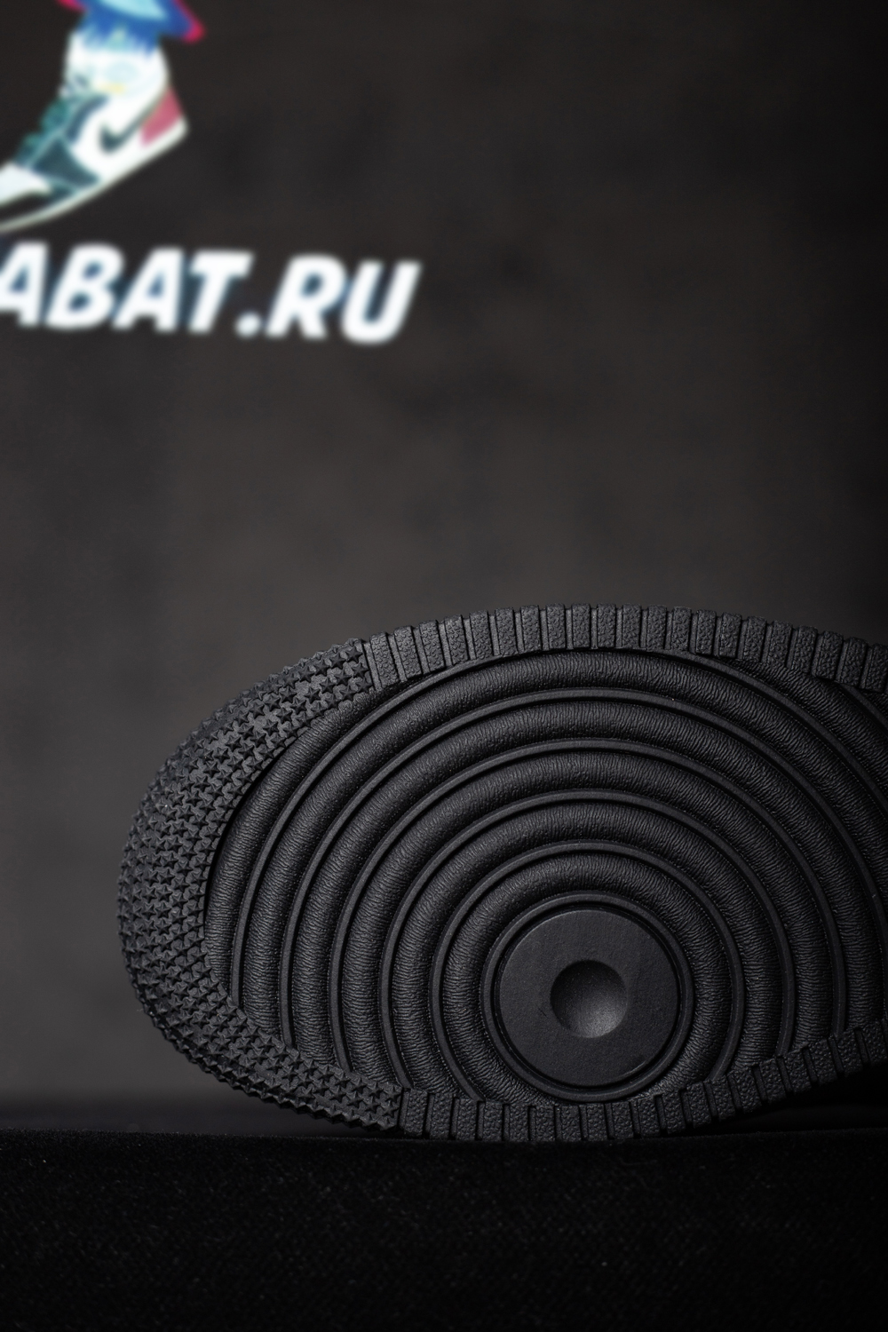 l0*is V*t0n & nike air force 1 virgil abloh 