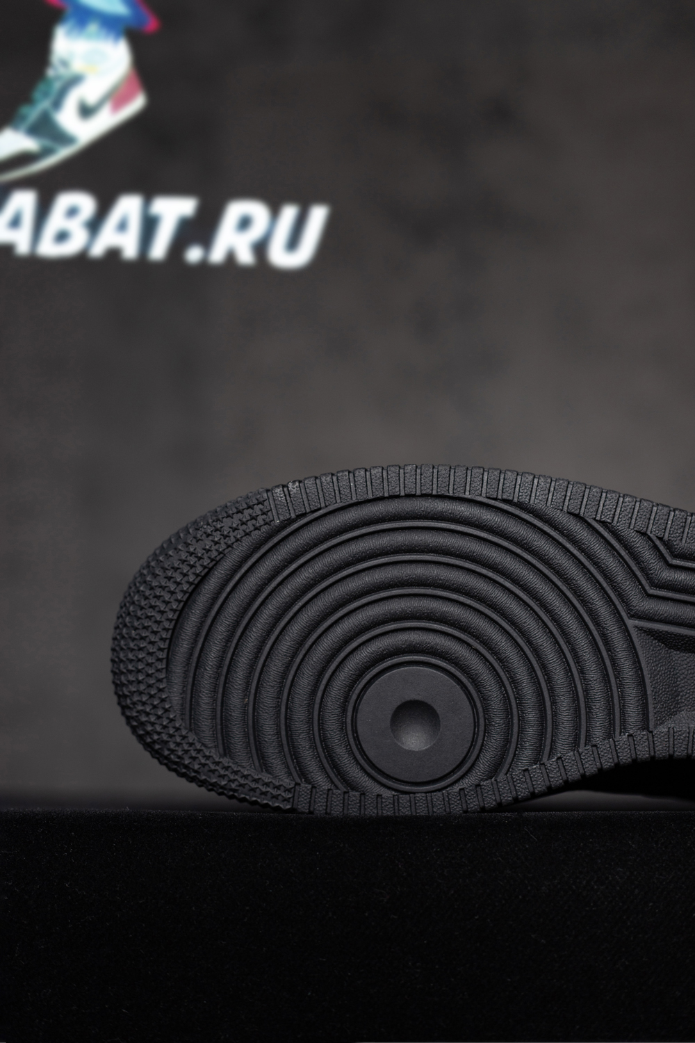 l0*is V*t0n & nike air force 1 virgil abloh 