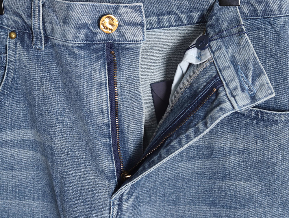 l0*is V*t0n embossed monogram cargo jeans