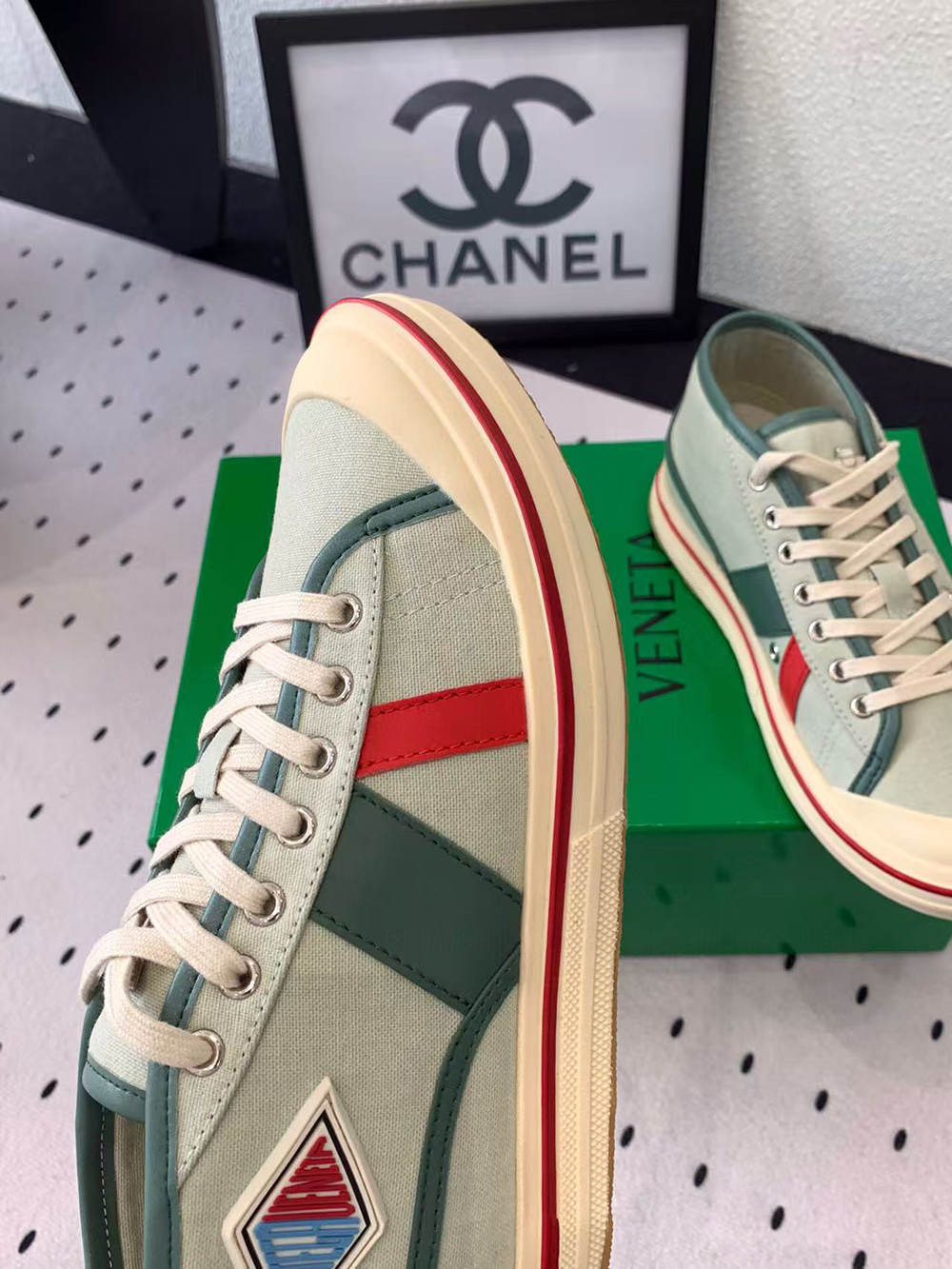 bo*te*ga Ve*ne*ta eliot sneakers