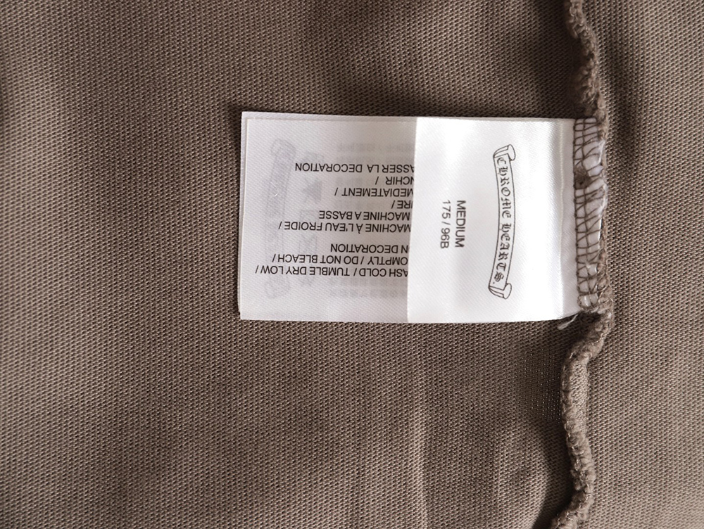 Ch**me He**ts red label cross patch embroidered washed hole short sleeve t-shirt