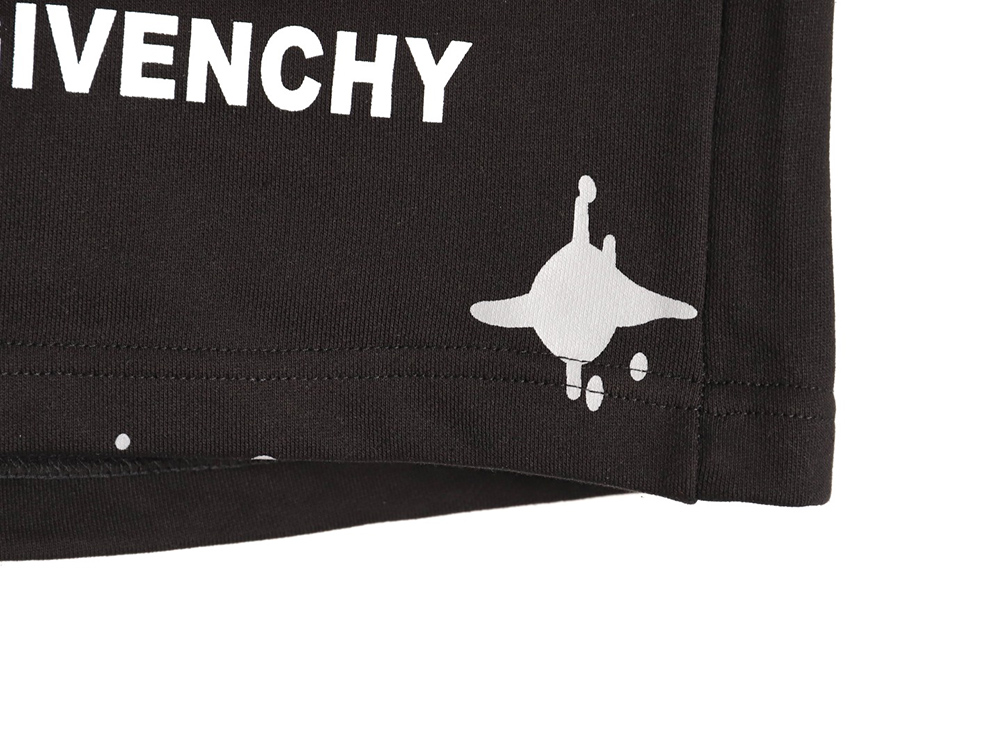 Givenchy star print shorts