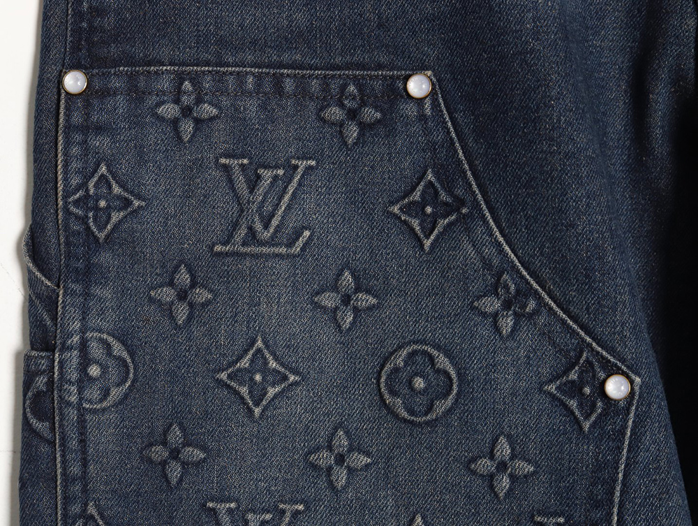 l0*is V*t0n embossed monogram cargo jeans tsk1