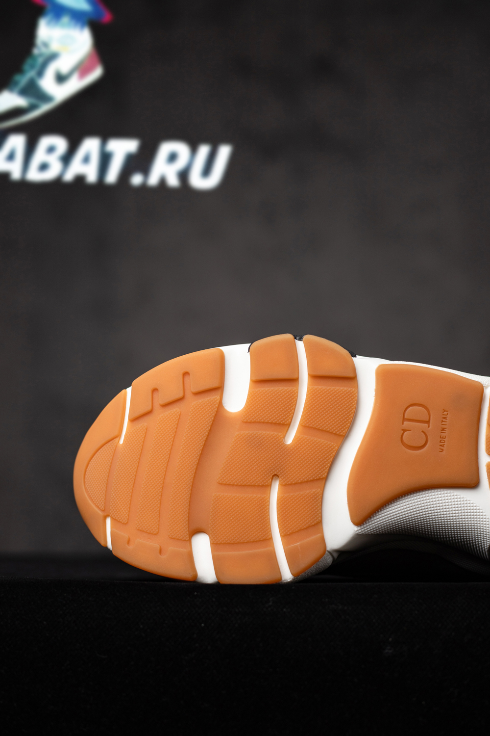 D*or b22 trainers pink