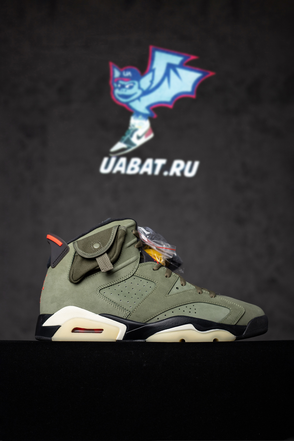 JORDAN 6 RETRO TRAVIS SCOTT