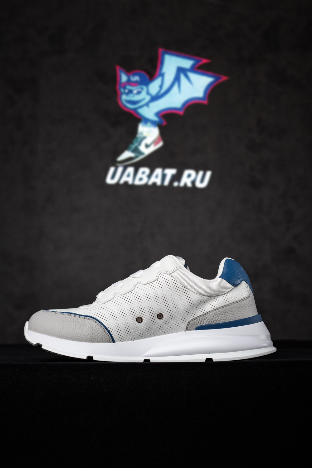 l0*is V*t0n classic sneaker 1ahsv3