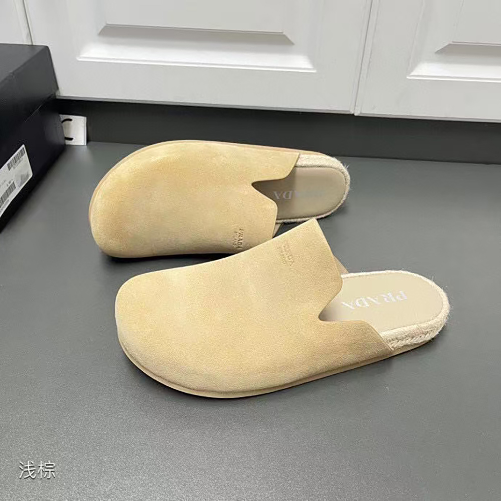 Pra*a suede mules