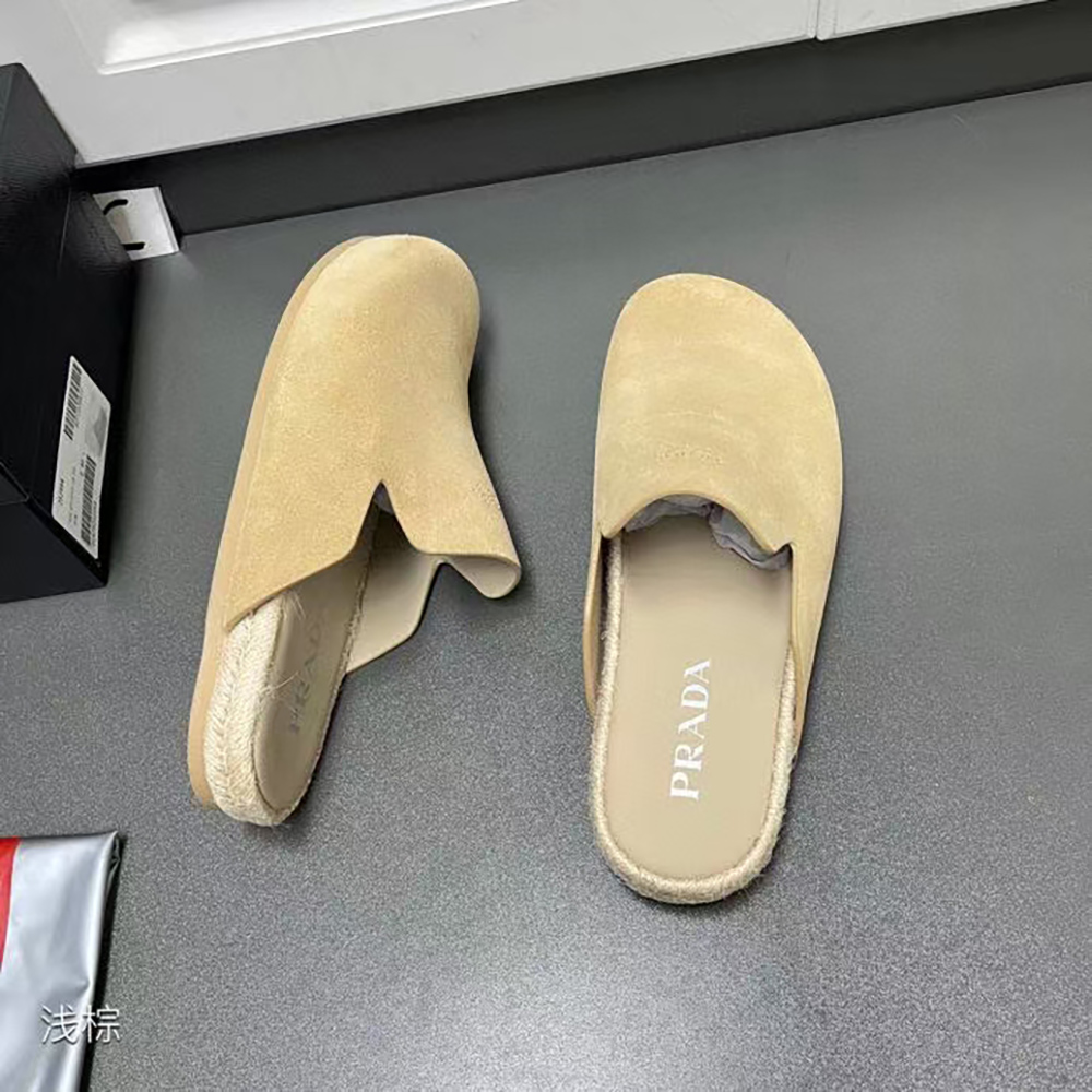 Pra*a suede mules