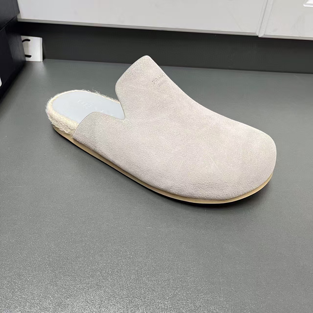 Pra*a suede mules
