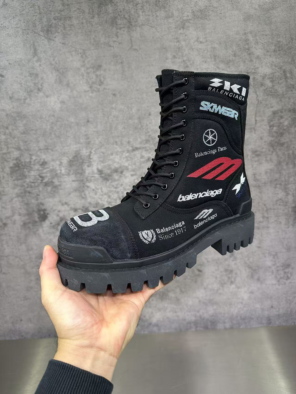 Ba*len*cia*ga combat strike boot 