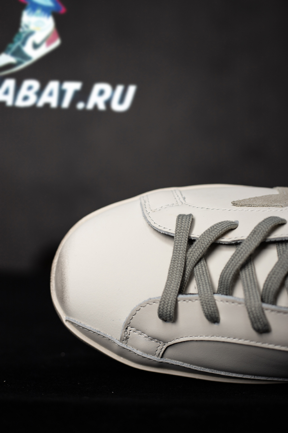 golden goose S*per-star white black