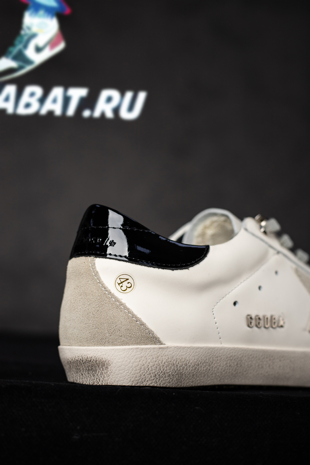 golden goose S*per-star white black