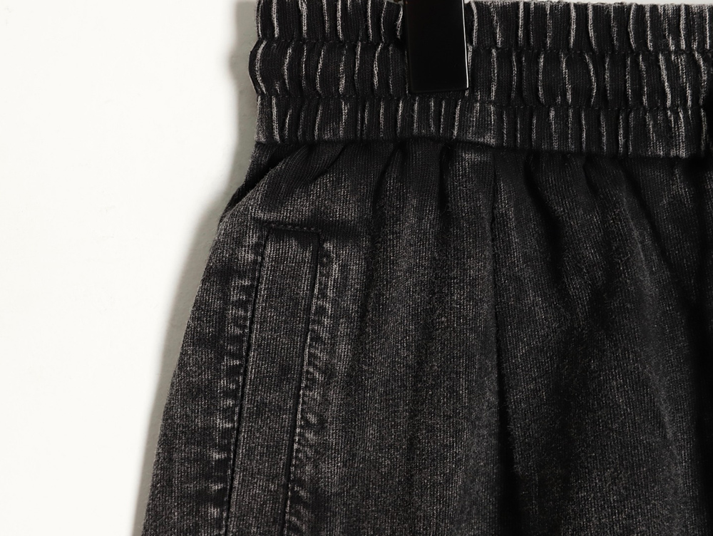 Ch**me He**ts patch horseshoe cross embroidery washed shorts