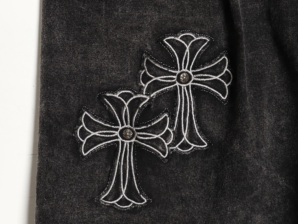 Ch**me He**ts patch horseshoe cross embroidery washed shorts