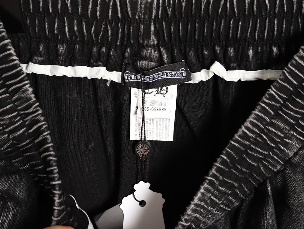 Ch**me He**ts patch horseshoe cross embroidery washed shorts