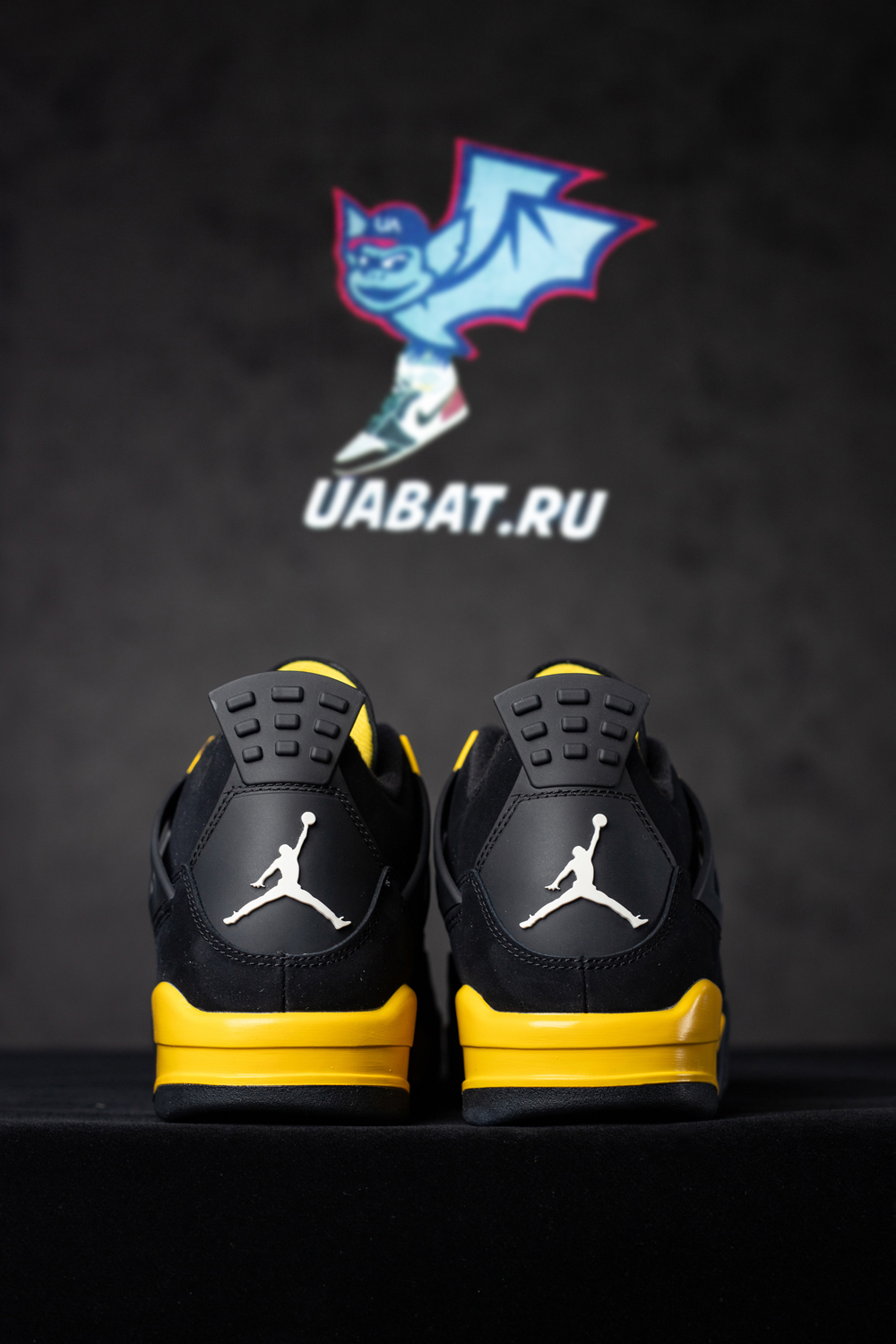 AIR JORDAN 4 “THUNDER” RETURNING SUMMER 2023