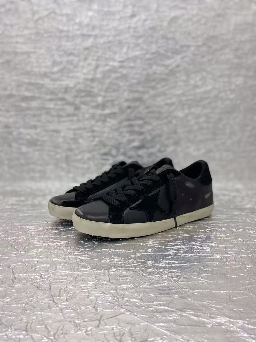 golden goose S*per-star black sneakers