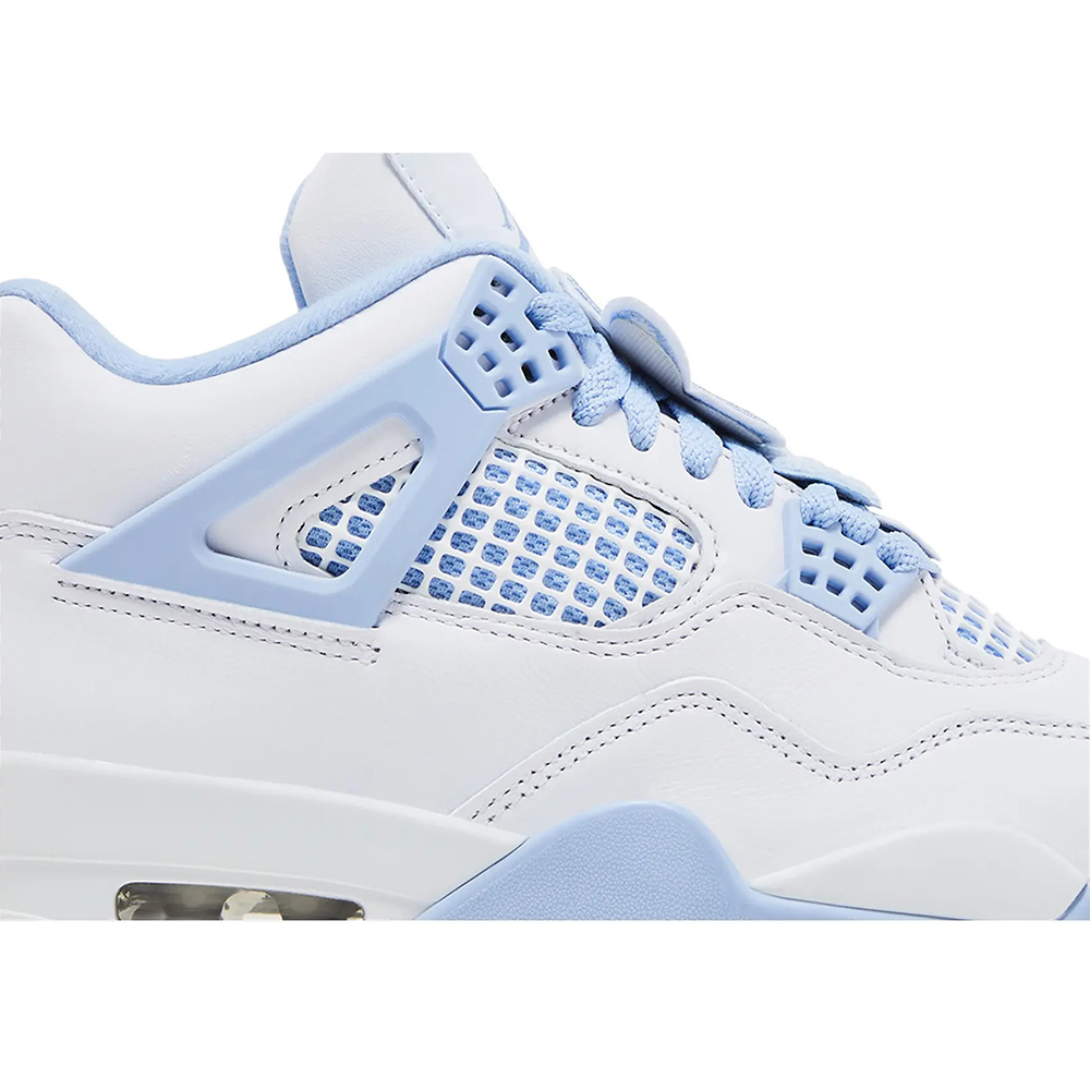 Wmns Air Jordan 4 Retro 