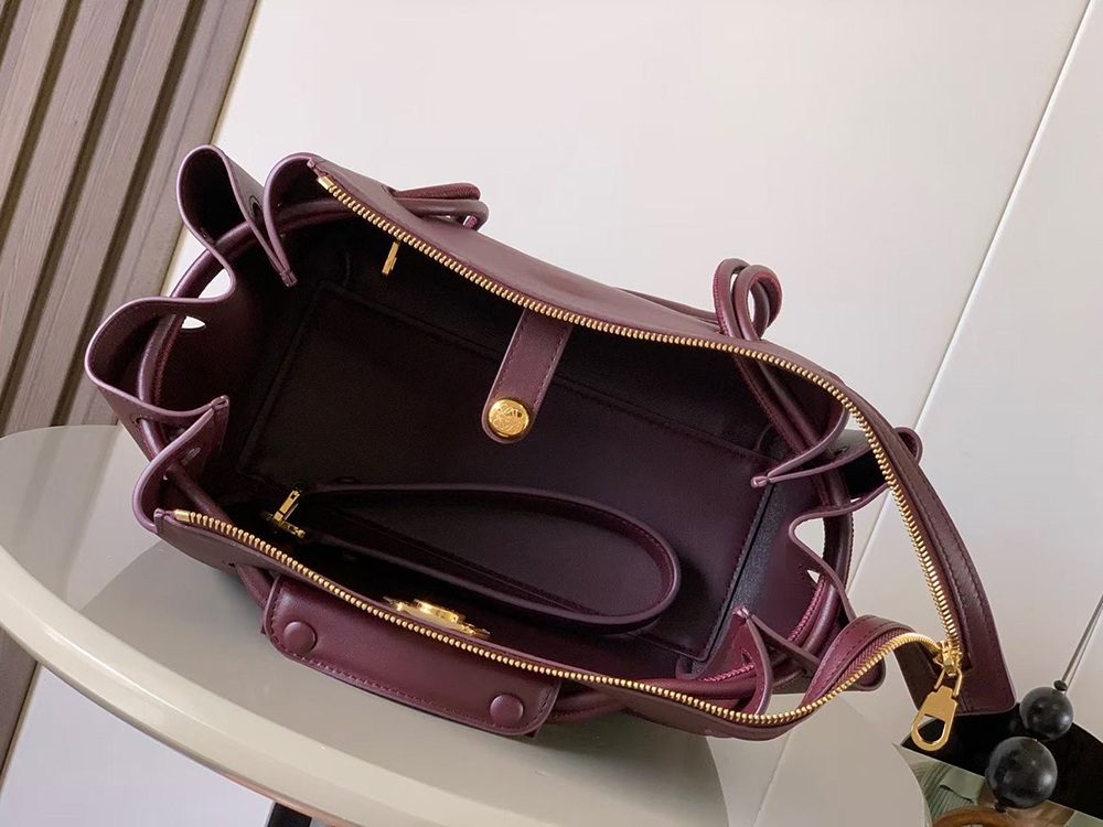 l0ew* madrid bag in S*pple calfskin