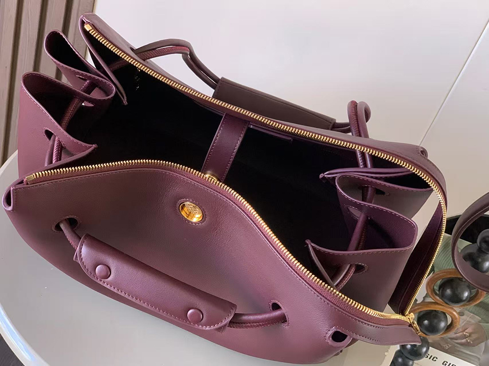 l0ew* madrid bag in S*pple calfskin