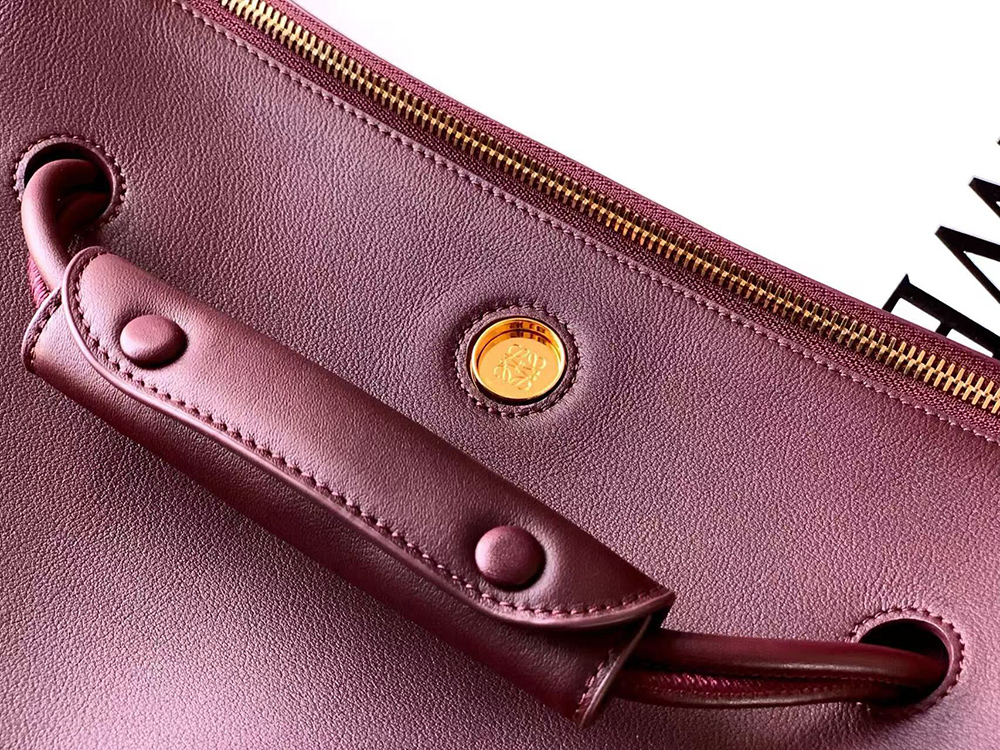 l0ew* madrid bag in S*pple calfskin