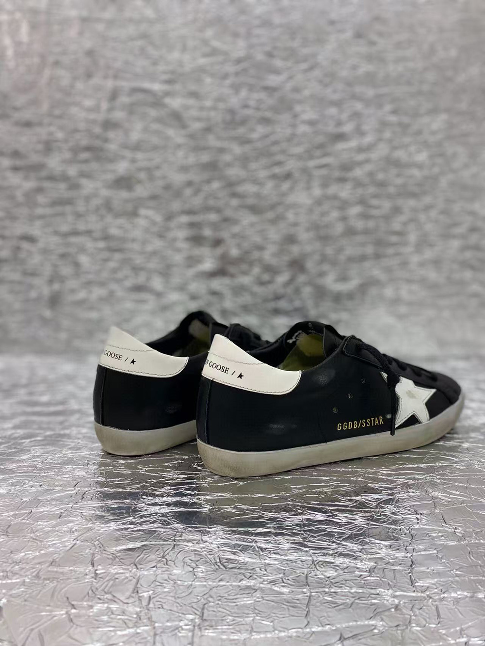 golden goose S*per-star sneakers black white
