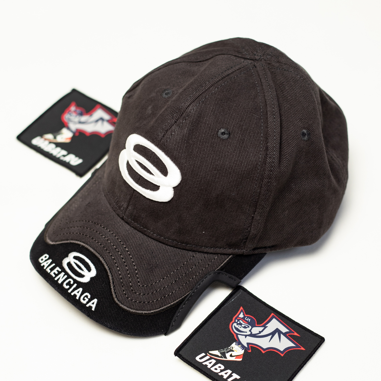 Ba*len*cia*ga double unity cap 