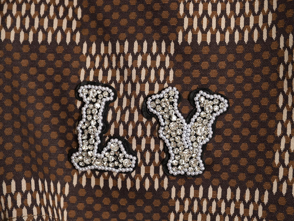 l0*is V*t0n pharrell checkerboard rhinestone wool shorts